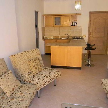 British Resort Apartments Gurdaka Kültér fotó